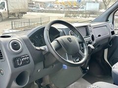 car-image